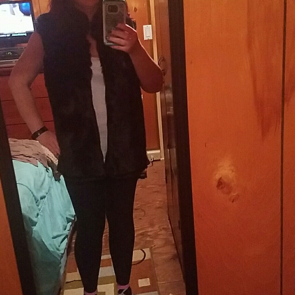 COPY - Reversible black vest size M?
